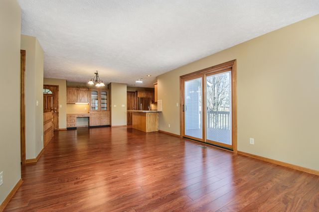 4180 Ivanrest Avenue SW, Grandville, MI 49418