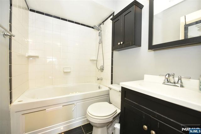 3 Deer Valley Lane 8, Vernon, NJ 07462