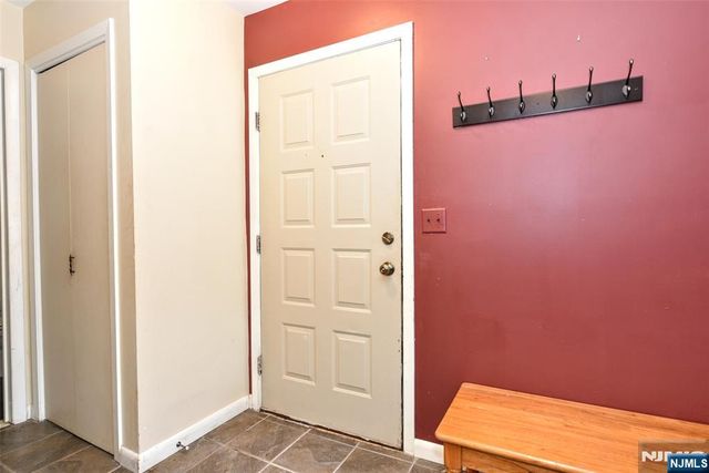 3 Deer Valley Lane 8, Vernon, NJ 07462