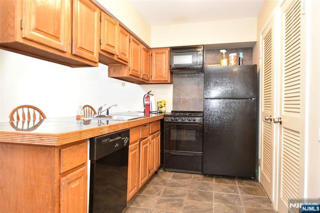 3 Deer Valley Lane 8, Vernon, NJ 07462