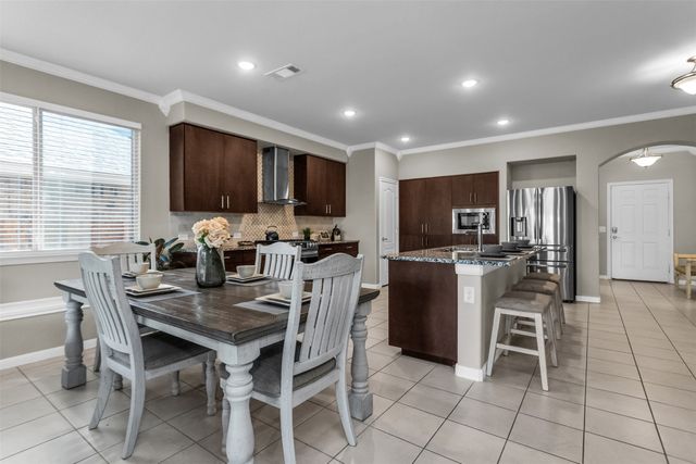 529 Bermuda Avenue, Lancaster, TX 75146