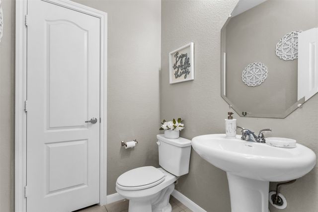 529 Bermuda Avenue, Lancaster, TX 75146