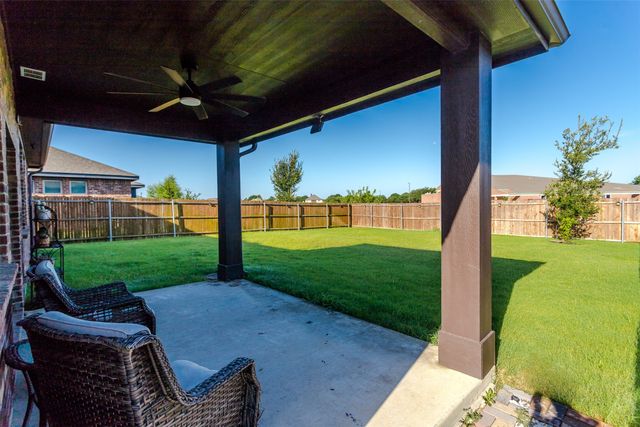 529 Bermuda Avenue, Lancaster, TX 75146