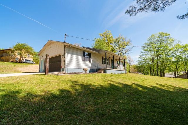 2209 Cliff Ln, Cookeville, TN 38501