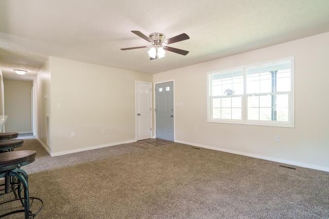 2209 Cliff Ln, Cookeville, TN 38501