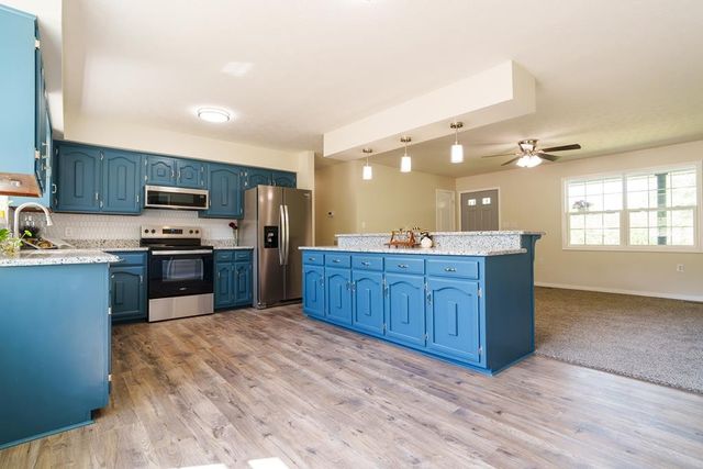 2209 Cliff Ln, Cookeville, TN 38501