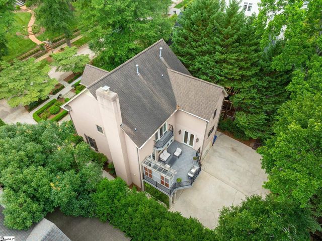 11 Ridgeland Drive, Greenville, SC 29601