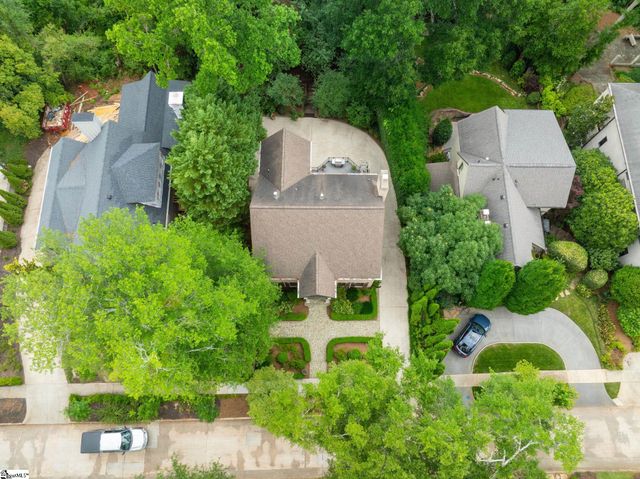 11 Ridgeland Drive, Greenville, SC 29601