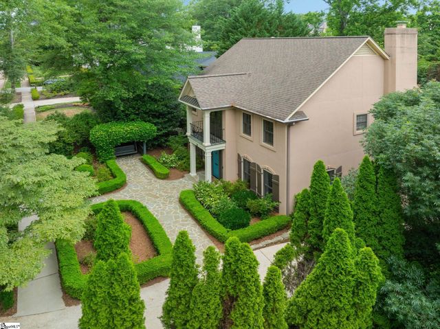 11 Ridgeland Drive, Greenville, SC 29601
