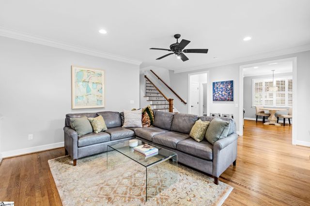 11 Ridgeland Drive, Greenville, SC 29601
