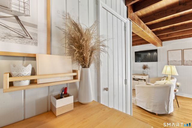 10 Portland Avenue, Old Lyme, CT 06371