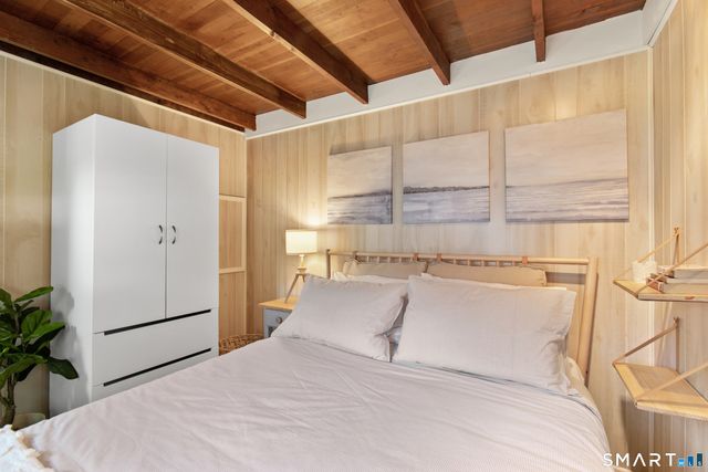 10 Portland Avenue, Old Lyme, CT 06371