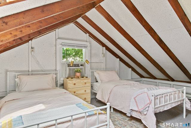 10 Portland Avenue, Old Lyme, CT 06371