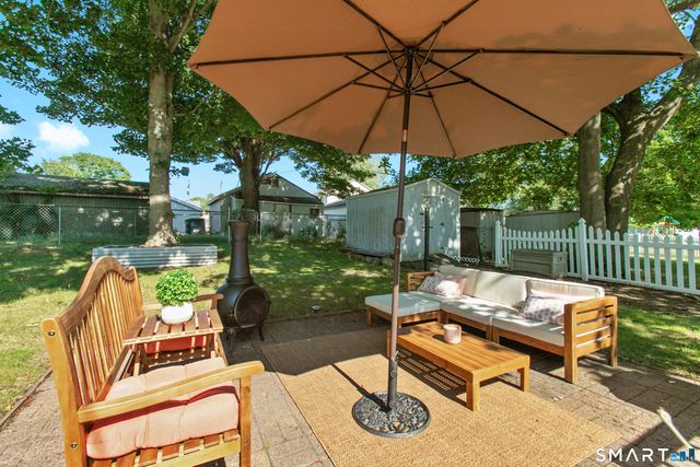 10 Portland Avenue, Old Lyme, CT 06371