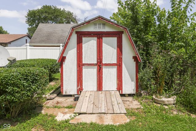 1787 W 250 S, Shelbyville, IN 46176