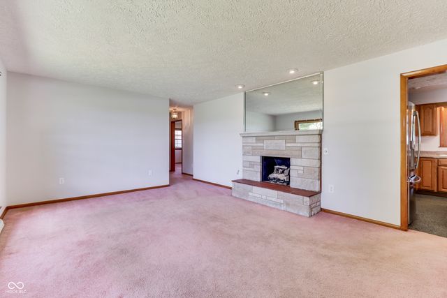 1787 W 250 S, Shelbyville, IN 46176
