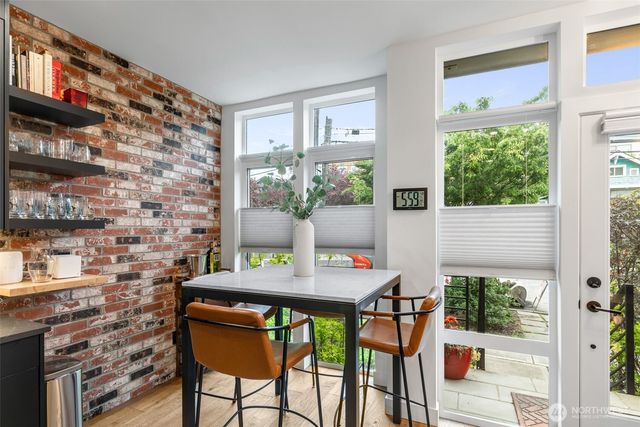 2373 Minor Avenue E, Seattle, WA 98102