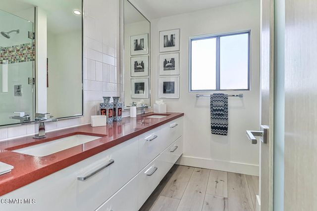 643 Arroyo Oaks Drive, Westlake Village, CA 91362