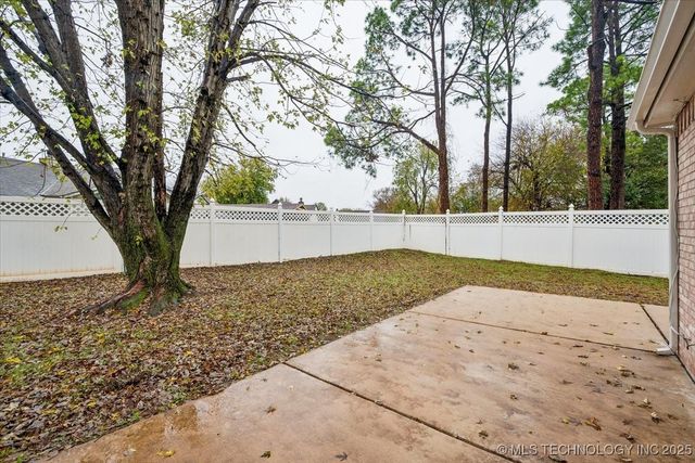 7736 S Trenton Avenue, Tulsa, OK 74136