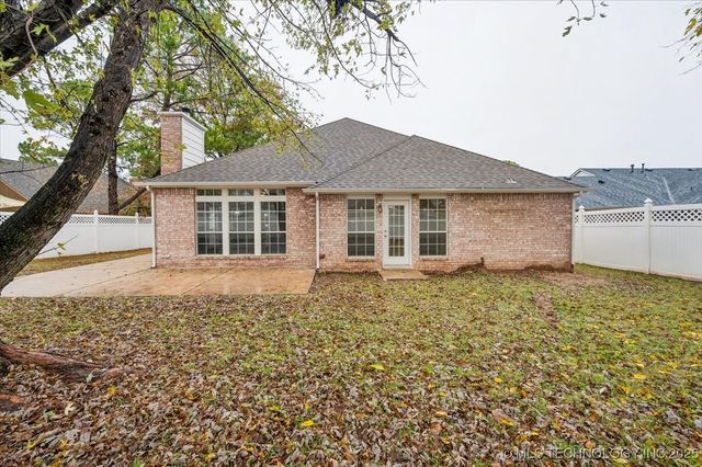 7736 S Trenton Avenue, Tulsa, OK 74136