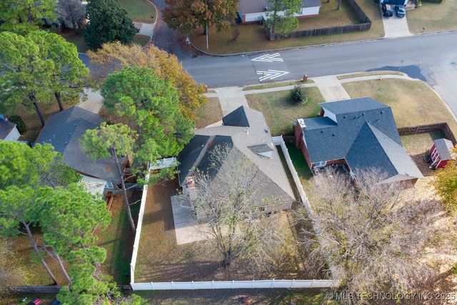 7736 S Trenton Avenue, Tulsa, OK 74136