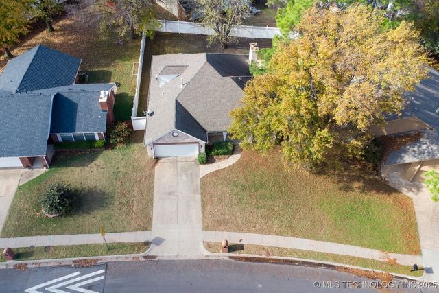 7736 S Trenton Avenue, Tulsa, OK 74136