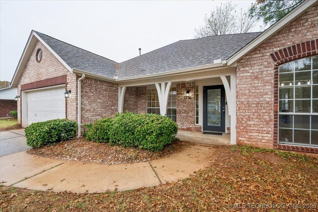 7736 S Trenton Avenue, Tulsa, OK 74136