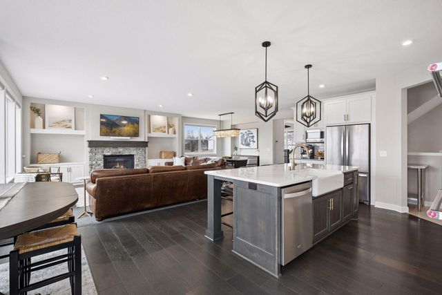 2275 Lakeshore Point Drive NE, Saint Michael, MN 55376