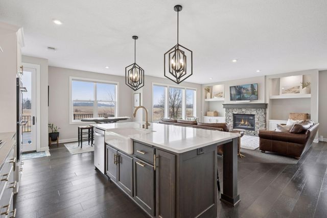 2275 Lakeshore Point Drive NE, Saint Michael, MN 55376