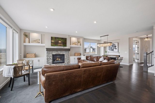 2275 Lakeshore Point Drive NE, Saint Michael, MN 55376