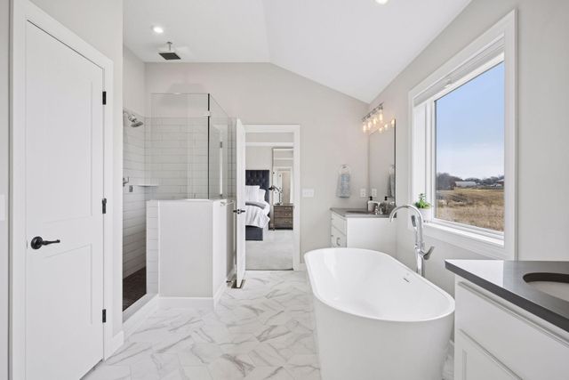 2275 Lakeshore Point Drive NE, Saint Michael, MN 55376