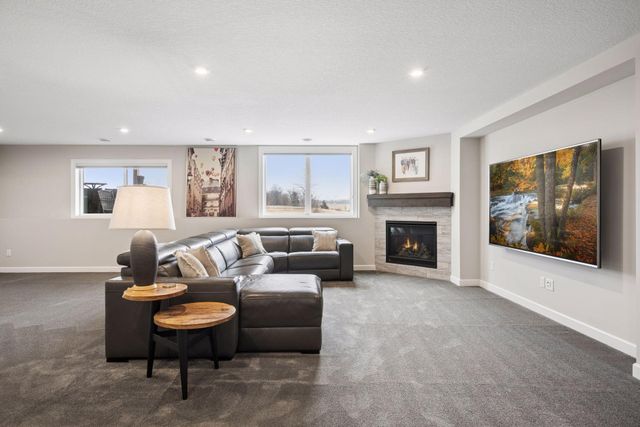 2275 Lakeshore Point Drive NE, Saint Michael, MN 55376