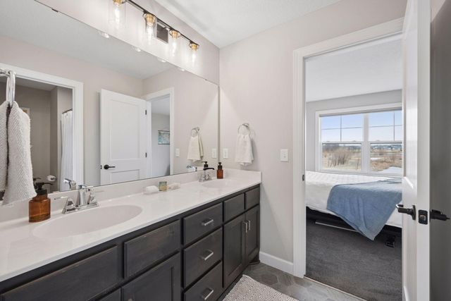 2275 Lakeshore Point Drive NE, Saint Michael, MN 55376