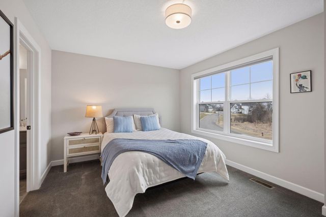 2275 Lakeshore Point Drive NE, Saint Michael, MN 55376