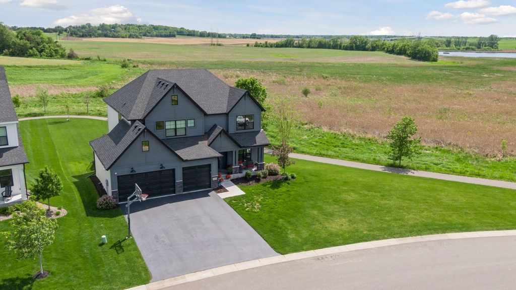 2275 Lakeshore Point Drive NE, Saint Michael, MN 55376