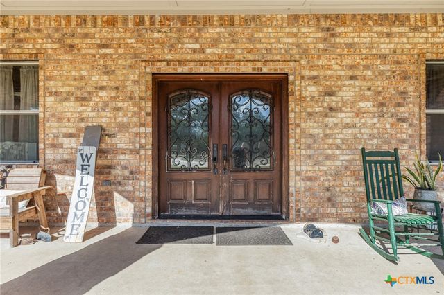 1102 Private Road 2332, Giddings, TX 78942