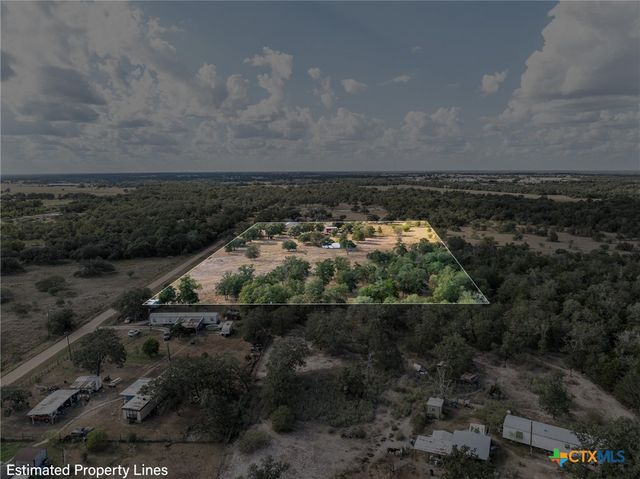 1102 Private Road 2332, Giddings, TX 78942