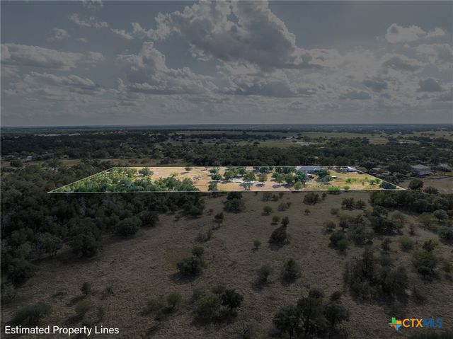 1102 Private Road 2332, Giddings, TX 78942