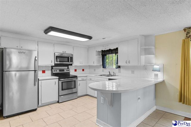 617 10th Ave, Aynor, SC 29511