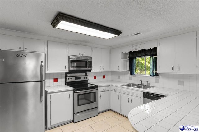 617 10th Ave, Aynor, SC 29511