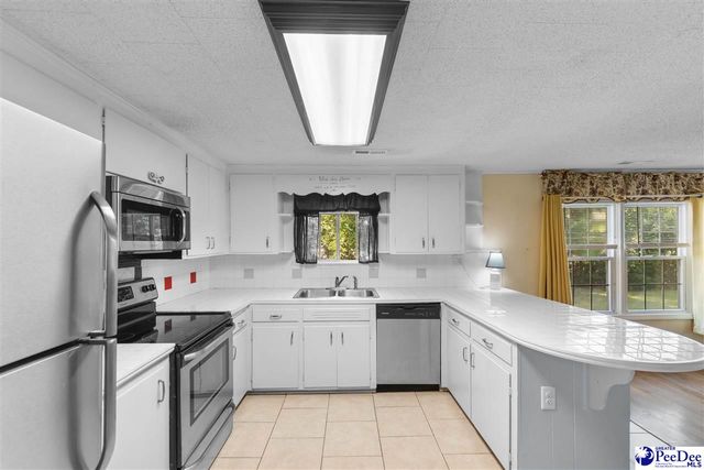 617 10th Ave, Aynor, SC 29511