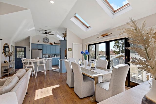 6 Scottsdale Rd, Barnstable, MA 02632