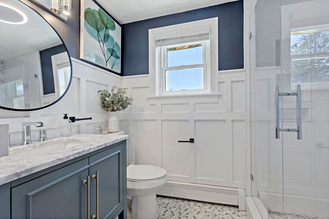 6 Scottsdale Rd, Barnstable, MA 02632