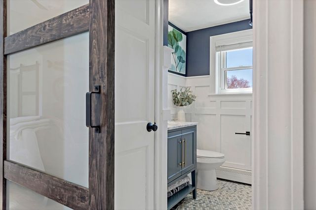 6 Scottsdale Rd, Barnstable, MA 02632