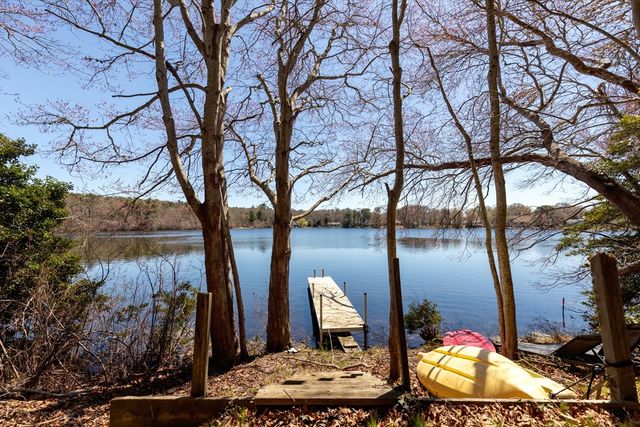 6 Scottsdale Rd, Barnstable, MA 02632