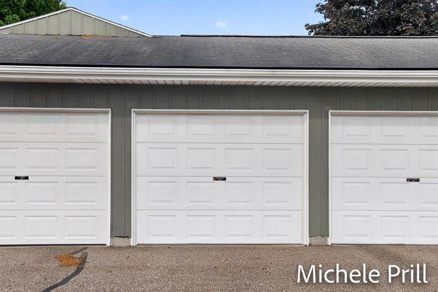 5160 Southglow Court, Grand Rapids, MI 49508