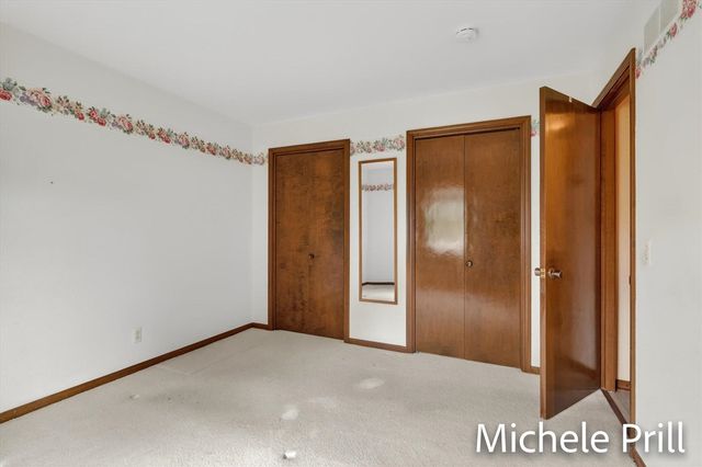 5160 Southglow Court, Grand Rapids, MI 49508