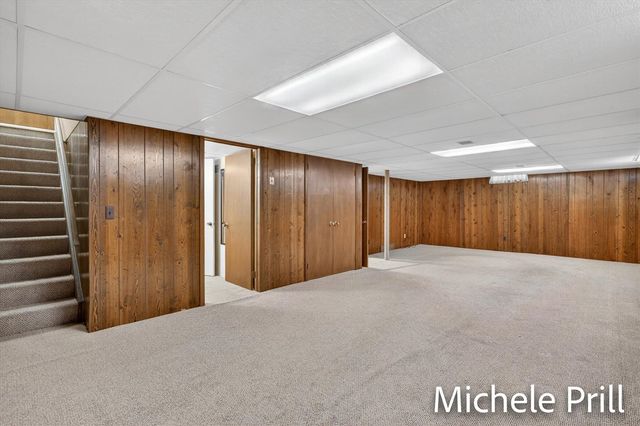 5160 Southglow Court, Grand Rapids, MI 49508