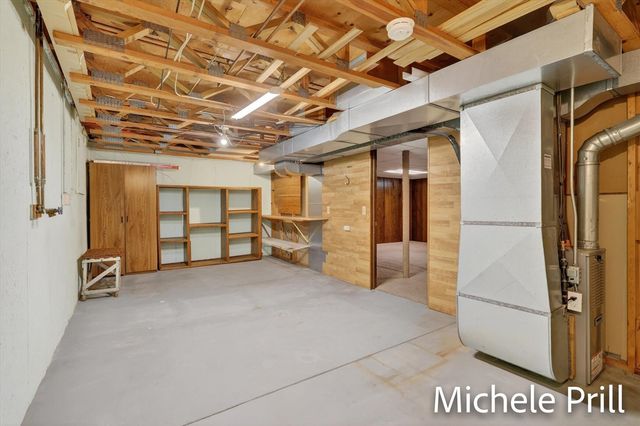 5160 Southglow Court, Grand Rapids, MI 49508