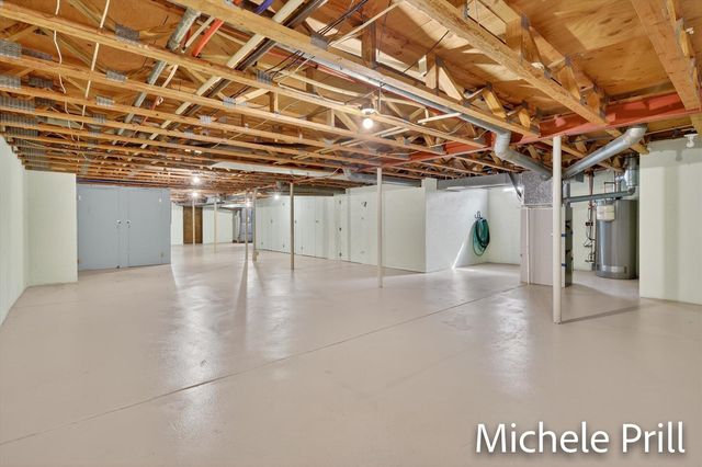5160 Southglow Court, Grand Rapids, MI 49508